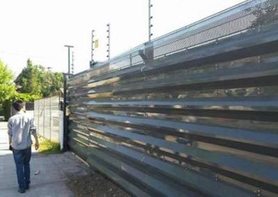 Steel Fence (Solid)